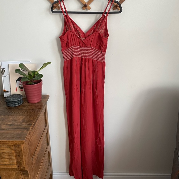 Worn once Embroidered American Eagle jumpsuit • Perfect for Fall - Picture 3 of 3